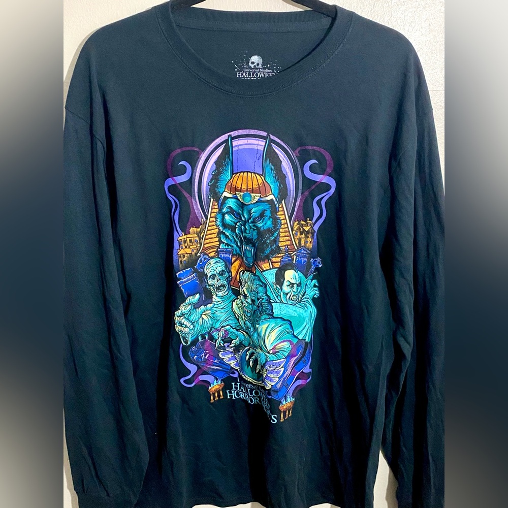 Universal Studios Halloween Horror Night - LG Unisex Longsleeve Tee